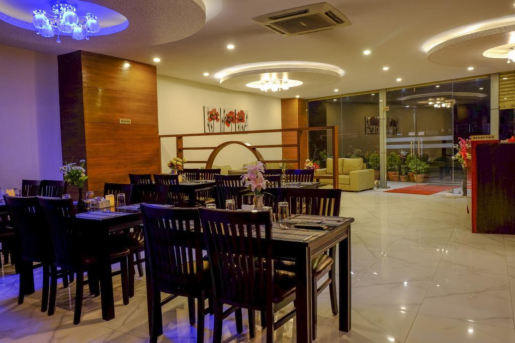 富豪机场酒店 加德满都 外观 照片